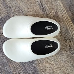 Crocs nursing shoes